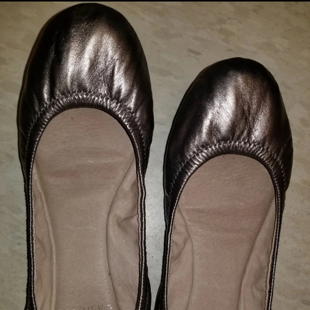 ❤ Silver flats